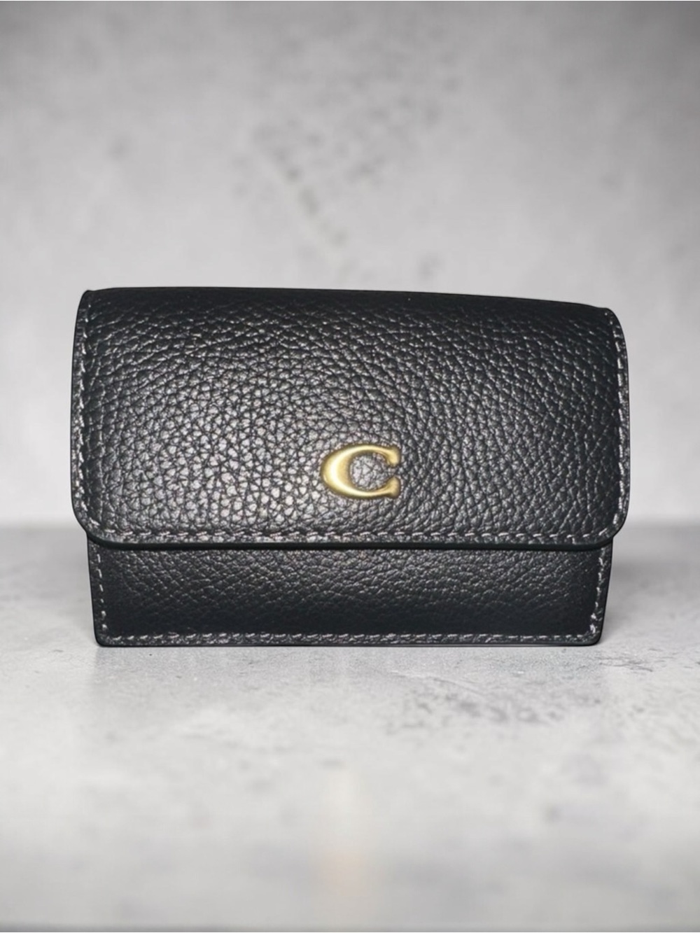 Authentic Coach Pebbled Black Leather wallet- FREE COA - Picture 1 of 7